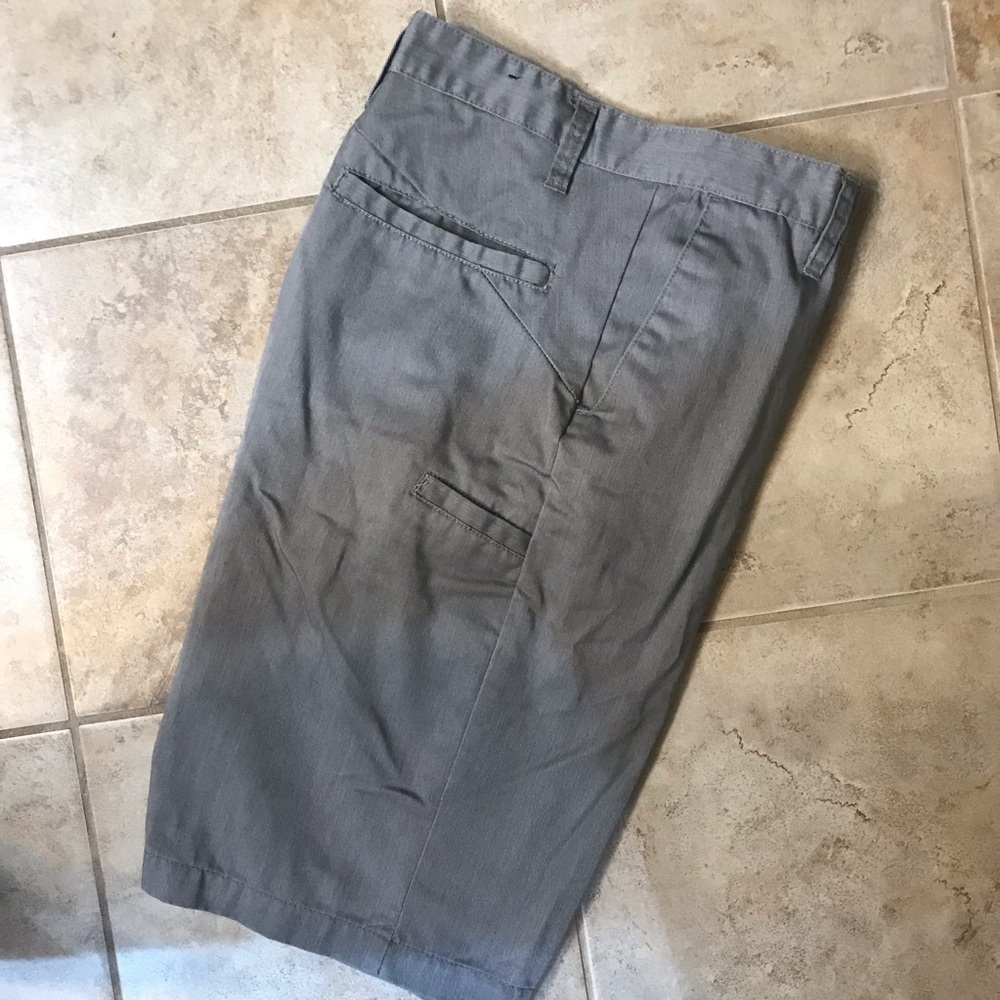 ▪️BURNSIDE Walking Shorts